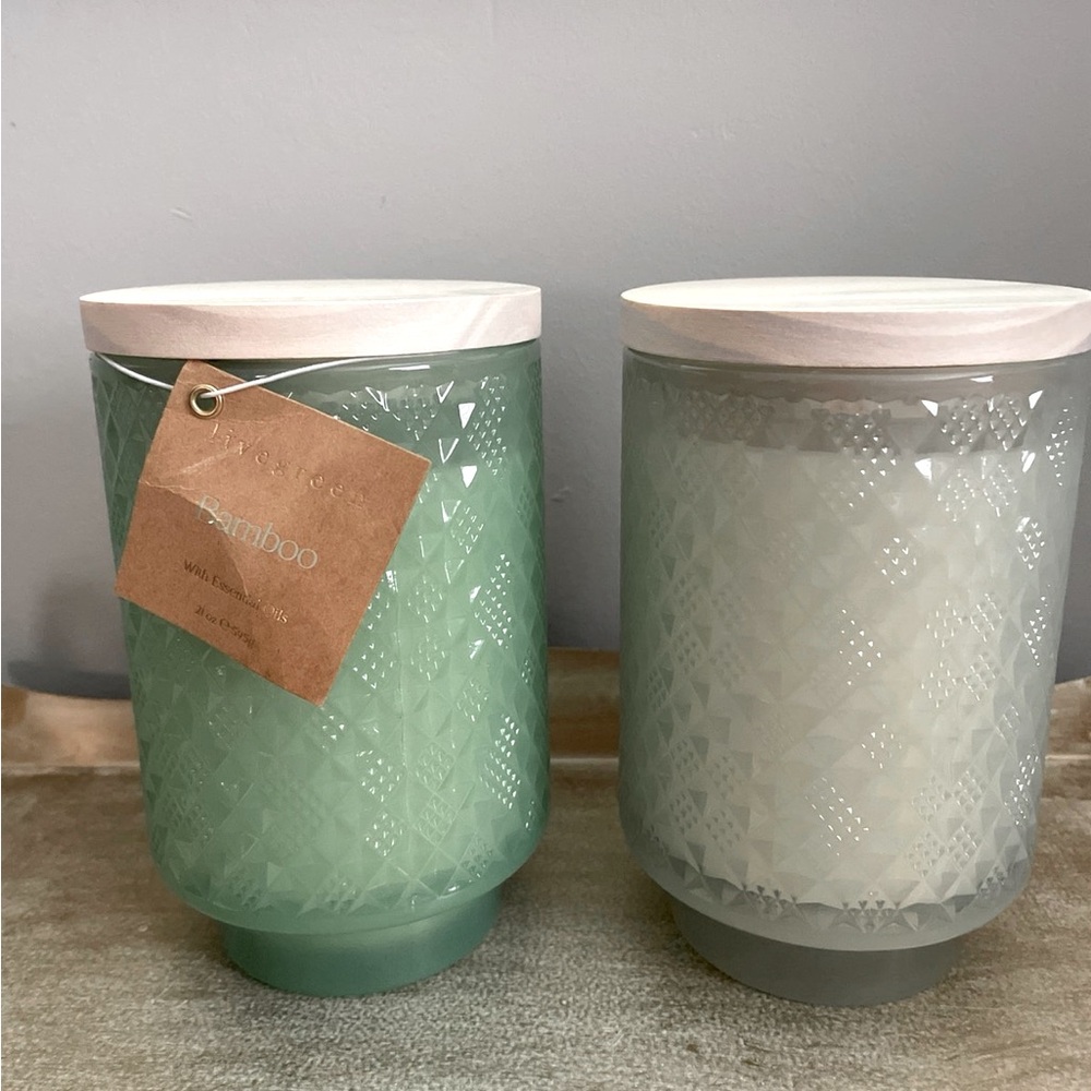 Live Green Candles Bamboo and Noir Fall Fresh Scents Made With Essential Oils
